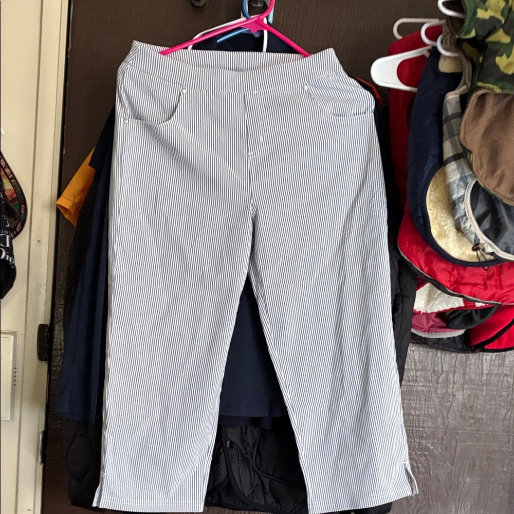 HUE Striped Women's Pants - Black and White